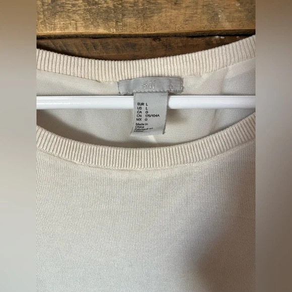 H&M Cream Sheer Hem Sweater Blouse - Picture 2 of 5